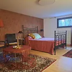 Paradiesgarten Am Saaleufer Appartement